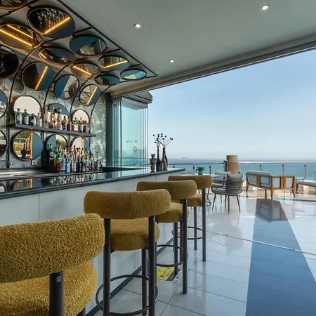 Trypiti Blue Dream Palace And Hive Water Park Limenária