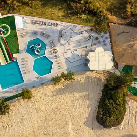 Üdülőközpont Trypiti Blue Dream Palace And Hive Water Park Limenária