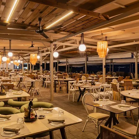 Trypiti Blue Dream Palace And Hive Water Park Rezort