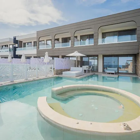 Üdülőközpont Trypiti Blue Dream Palace And Hive Water Park 5*