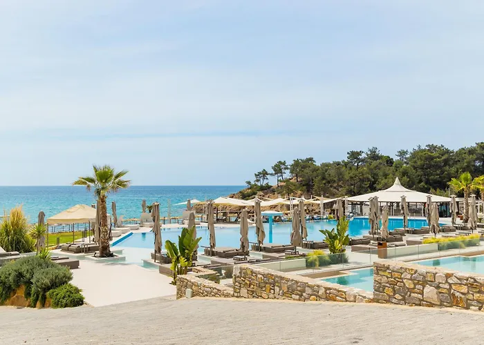 Trypiti Blue Dream Palace And Hive Water Park 5*