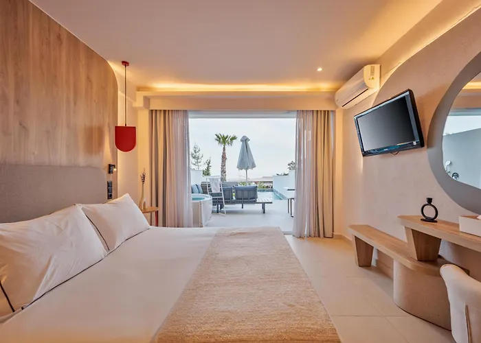 Trypiti Blue Dream Palace And Hive Water Park 5*