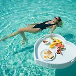 Trypiti Blue Dream Palace And Hive Water Park 5*