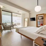 Trypiti Blue Dream Palace And Hive Water Park 5*