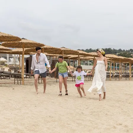 Trypiti Blue Dream Palace And Hive Water Park 5* 利迈纳里亚