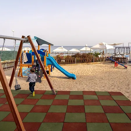 Trypiti Blue Dream Palace And Hive Water Park 利迈纳里亚