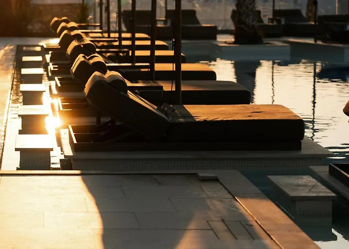 Trypiti Blue Dream Palace And Hive Water Park 利迈纳里亚