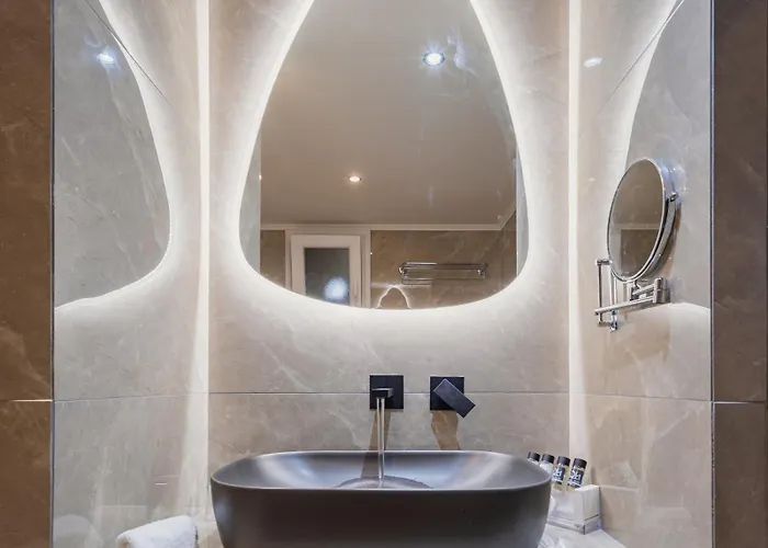 Trypiti Blue Dream Palace And Hive Water Park 5*